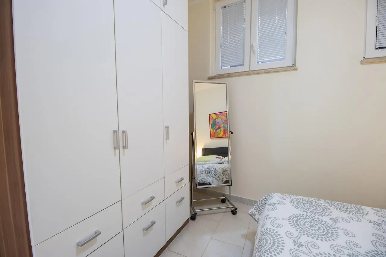 Apartment Andres Crikvenica 0*,  Croatia